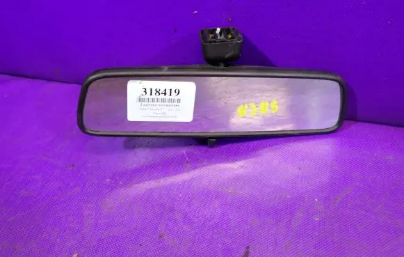 Rear view mirror (interior)