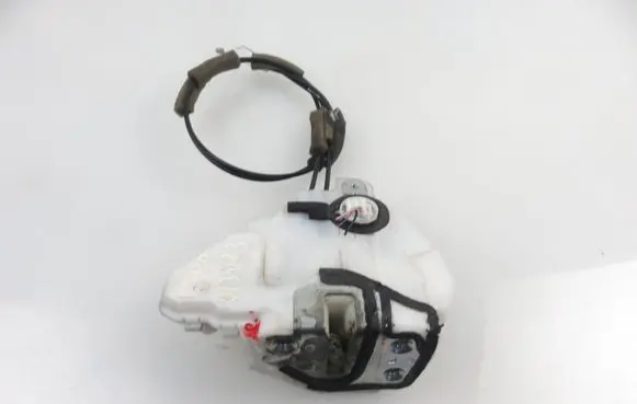 Honda CR-Z Front door lock 