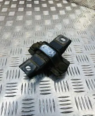 Mercedes-Benz ML W163 Gearbox mount A1632400118