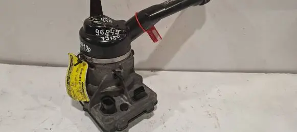 Peugeot 308 Power steering pump 9684979180