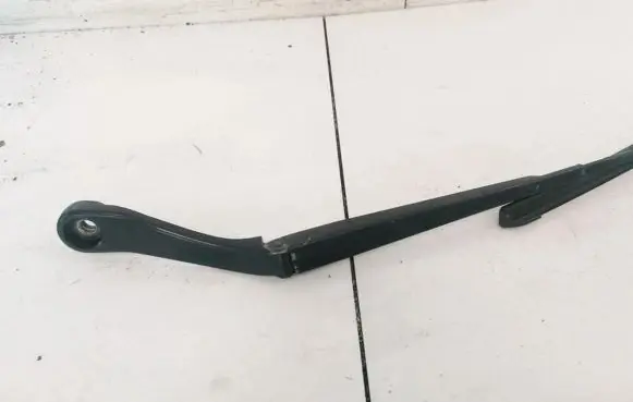Dodge Journey Front wiper blade arm 05116305AC