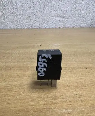 Audi A4 S4 B6 8E 8H Other relay 2313B1 4H0951253