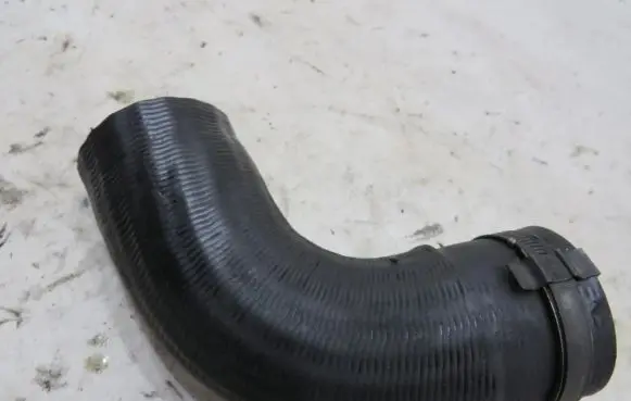Jaguar XJ X351 Intercooler hose/pipe