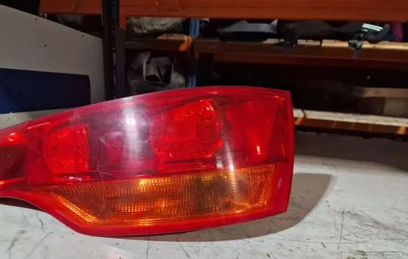 Audi Q7 4L Headlight/headlamp 4L0945094