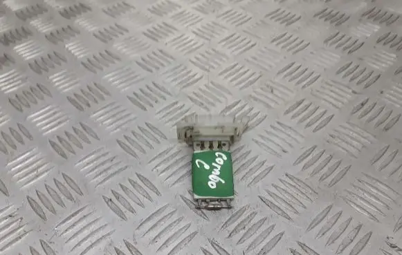 Opel Combo C Heater blower motor/fan resistor