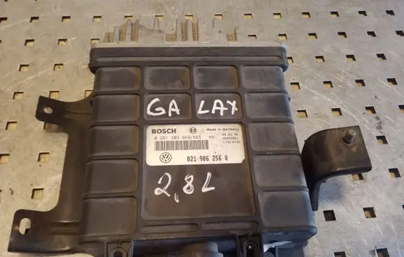 Ford Galaxy Engine control unit/module 021906256Q 0261203664 26SA3961