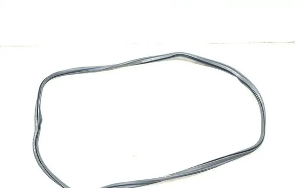 Aston Martin DBX Loading door rubber seal (on body)
