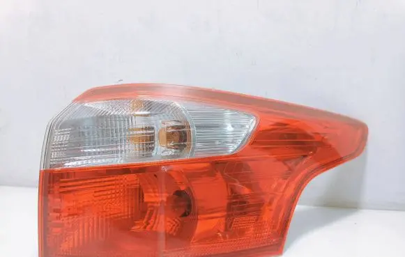 Ford Focus Rear/tail lights BM5113404G BM5113404H