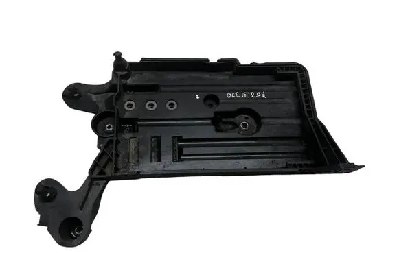 Skoda Octavia Mk3 (5E) Battery tray 5Q0915331J 5Q0915321H