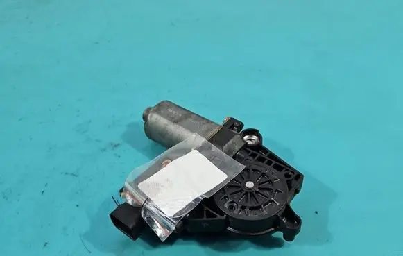Toyota Avensis T220 Front door window regulator with motor IMPRK1513336