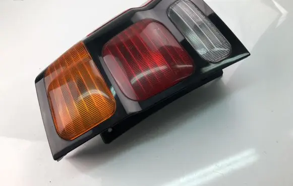 Mitsubishi Pajero Rear/tail lights