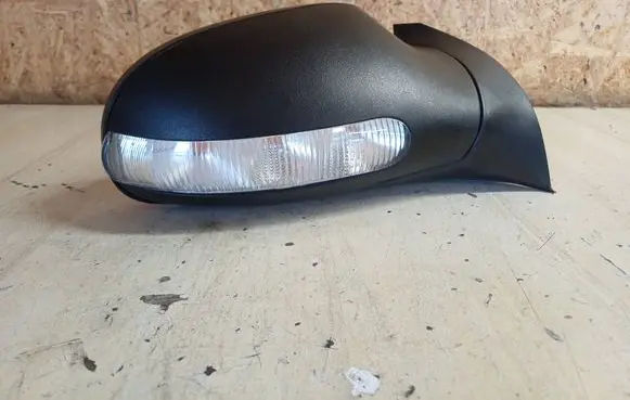 Mercedes-Benz A W168 Front door electric wing mirror 1688101493 4781025024