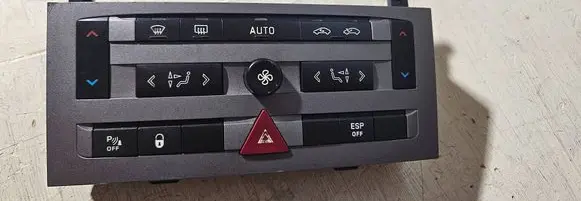 Peugeot 407 Climate control unit 96573322