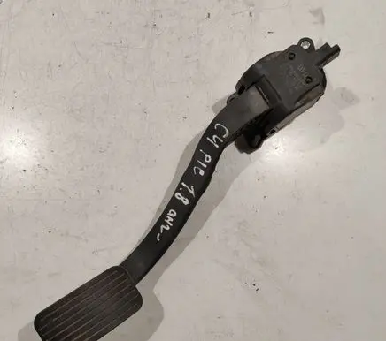 Citroen C4 I Picasso Accelerator throttle pedal 0280755045 9654745380