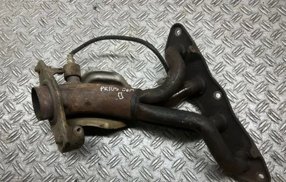 Toyota Prius (NHW20) Turbo system vacuum part 