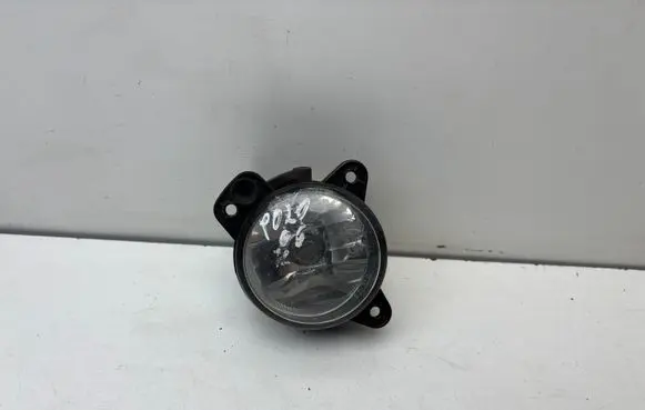 Volkswagen Polo IV 9N3 Front fog light 7H0941699 7H0941699B 7H0941699C