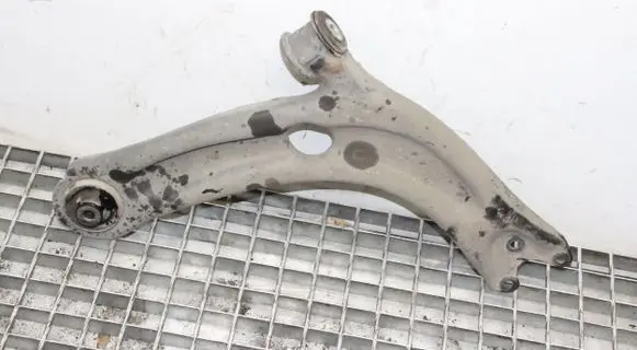 Skoda Superb B8 (3V) Front lower control arm/wishbone