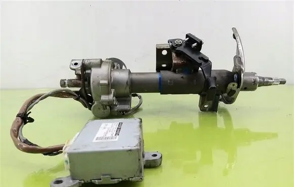 Peugeot 1007 Power steering pump 1608000252