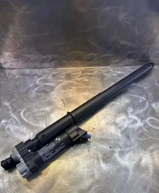 BMW 4 F36 Gran coupe Tailgate/trunk strut/damper 17893910 7432375