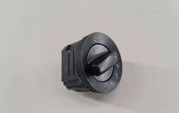 Volkswagen PASSAT B6 Light switch 1K0941431 748500250000