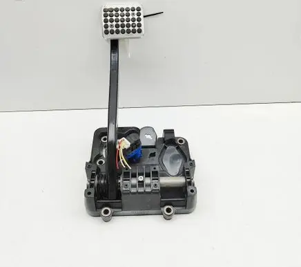 Aston Martin DB9 Brake pedal 4G432450DD