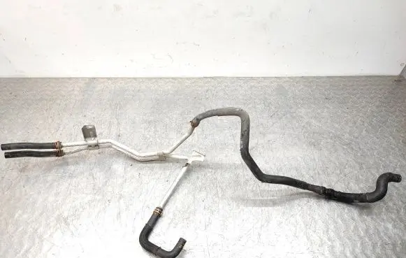 Nissan Leaf I (ZE0) Electric car engine cooling hoses/pipes 