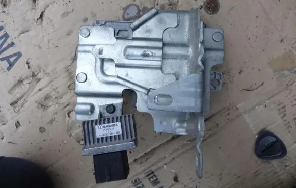 Nissan Qashqai Gearbox control unit/module 310363UK2B