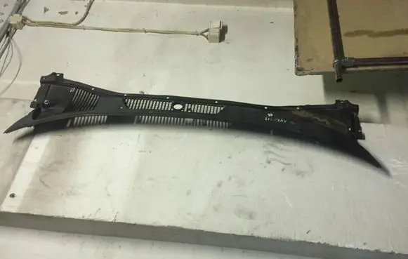 Toyota Avensis T220 Wiper trim 5578105040
