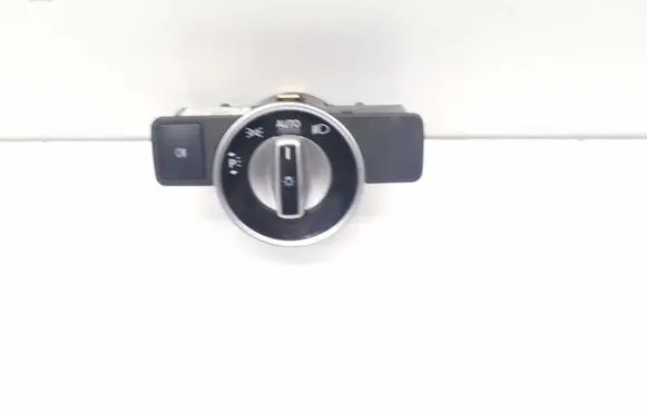 Mercedes-Benz E C207 W207 Light switch A2129050551