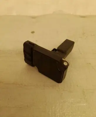 Toyota Corolla E140 E150 Mass air flow meter 2220427010