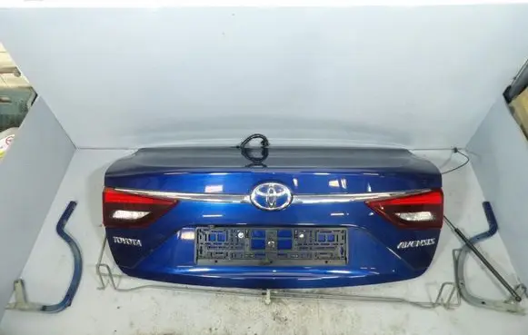 Toyota Avensis T220 Tailgate/trunk/boot lid 