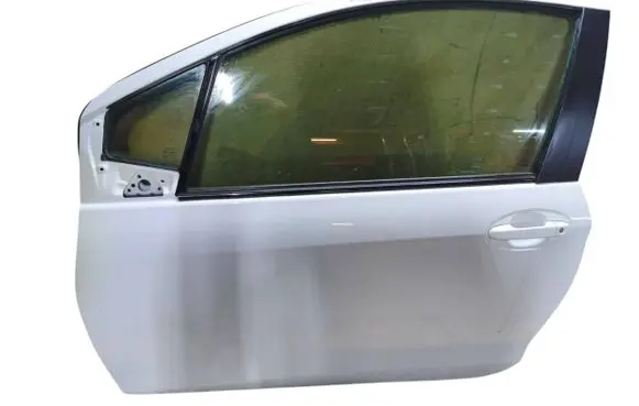Toyota Yaris Door (2 Door Coupe) 
