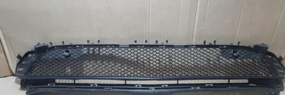 Mercedes-Benz GLA W156 Front bumper lower grill A1568854322