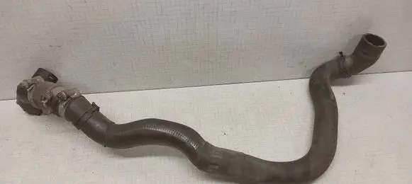 Volkswagen PASSAT B6 Engine coolant pipe/hose 1K0122051AM