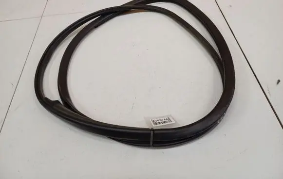 Rubber seal rear door