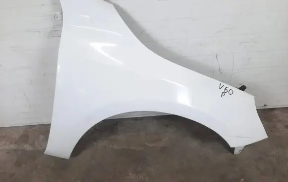 Volvo V60 Fender