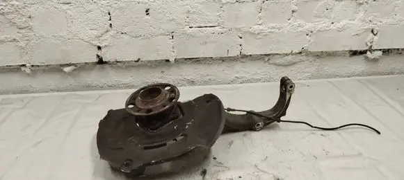 Mercedes-Benz S W222 Front wheel hub A2222001