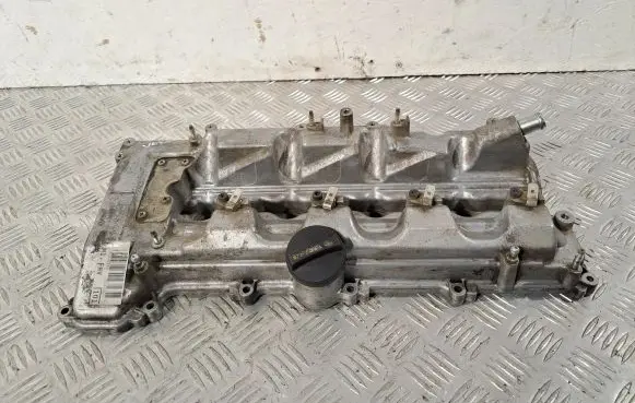 Toyota Corolla Verso AR10 Rocker cam cover 1120126030