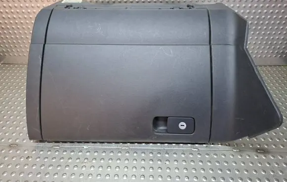 Volkswagen Golf VII Glove box S26372196 5G1857290K