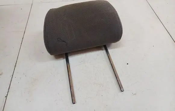 Audi A3 S3 8L Front seat headrest 