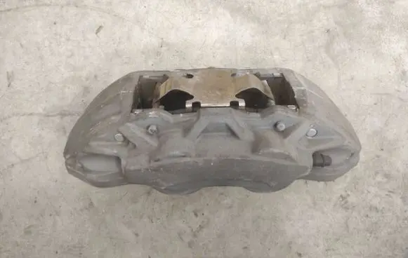 Ford Mustang VI Front brake caliper 2B294R FR3C2010BG