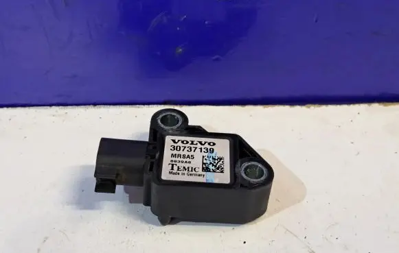 Volvo S40 Airbag deployment crash/impact sensor 30737139