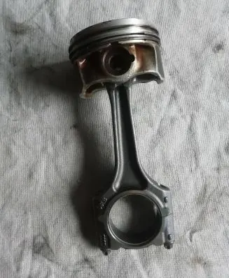 Audi Q5 SQ5 Piston with connecting rod 06HBP 8245553