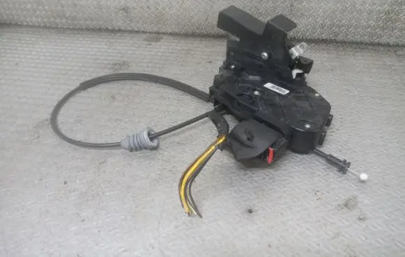 Front door lock
