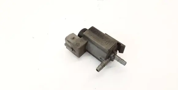 BMW 3 E90 E91 Vacuum valve 70078400