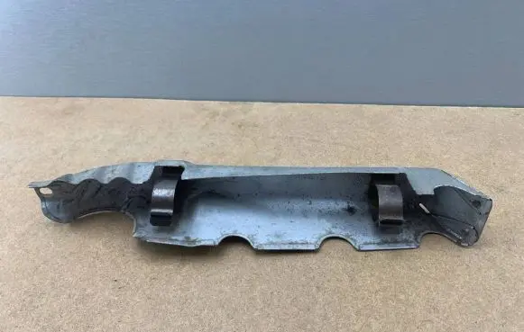 BMW 3 E90 E91 Heat shield in engine bay 7797684 11627797684