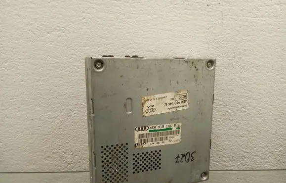 Audi A8 S8 D3 4E Video control module 4E0919146B LA00105 4E0910146E