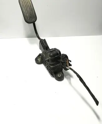 Toyota Hilux (AN10, AN20, AN30) Accelerator throttle pedal 781200K010 VN1988003140