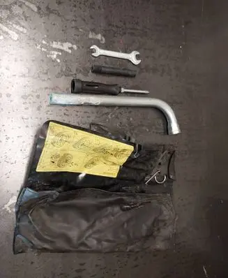 Skoda Superb B5 (3U) Tool set 893010026E