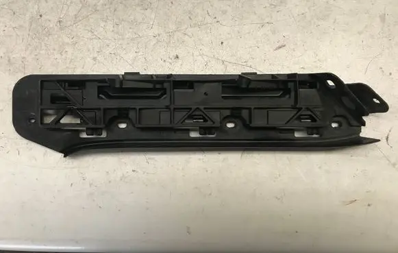 Volkswagen Touran I Front bumper mounting bracket 1T0807050 1T0807936